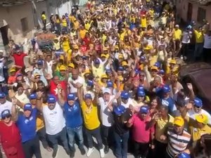 Mais de 10 mil pessoas acompanham Renan Filho e Cícero Cavalcante em caminhada histórica