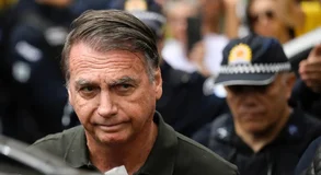 Condenado na trama golpista, Bolsonaro tem até domingo para apresentar novo recurso