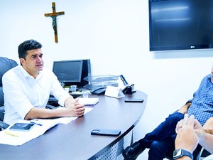 Prefeito se reúne com secretários estaduais e trata de pautas estratégicas para Viçosa