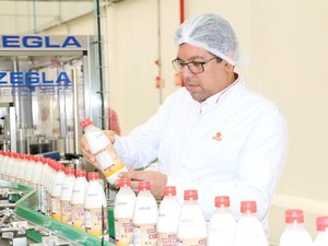 Grupo Coringa inicia produção própria de leite de coco e coco ralado em Arapiraca