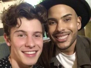 Hugo Gloss é atacado nas redes sociais após comentário sobre Shawn Mendes