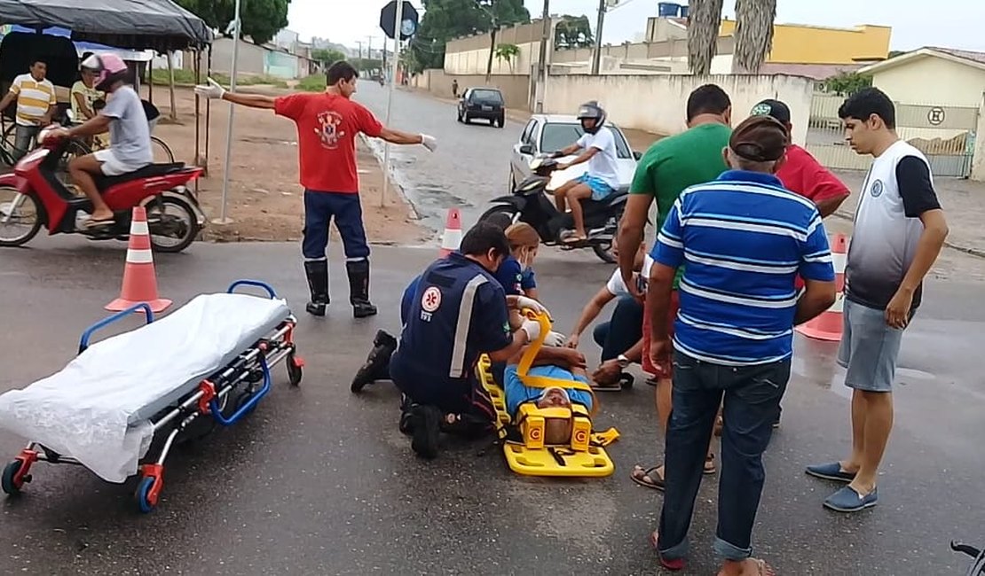 Idoso fica ferido após cair de moto em Arapiraca