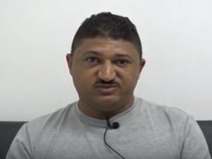 [Vídeo] Envergonhado, homem que deu soco em Agente da SMTTT Arapiraca pede desculpas