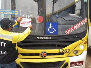 SMTT lacra 23 ônibus durante fiscalização em Maceió
