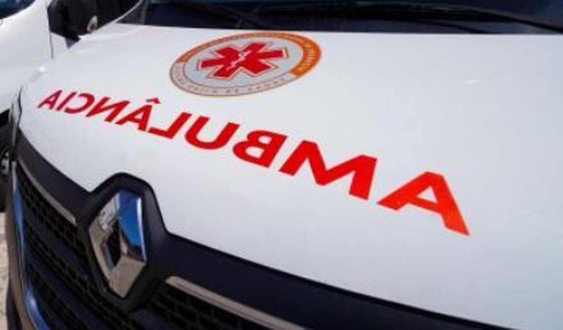 Acidente entre motocicletas deixa duas pessoas feridas na Avenida Menino Marcelo