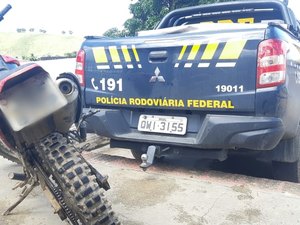 PRF identifica chasssi adulterado e homem é preso na BR-104