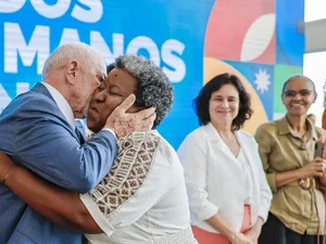 Macaé Evaristo toma posse como ministra dos Direitos Humanos