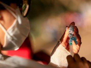 JHC anuncia vacinação para adolescentes entre 12 e 17 anos com comorbidades