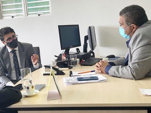 MPAL se reúne com secretário municipal para saber de plano de imunização em Maceió