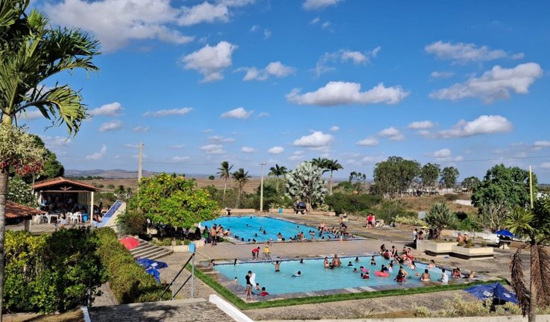 Campeonato Amador de Futebol e Parque Aquático vão movimentar o Clube do Servidor