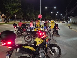 Ronda no Bairro recupera moto roubada e socorre vítima de acidente em Maceió