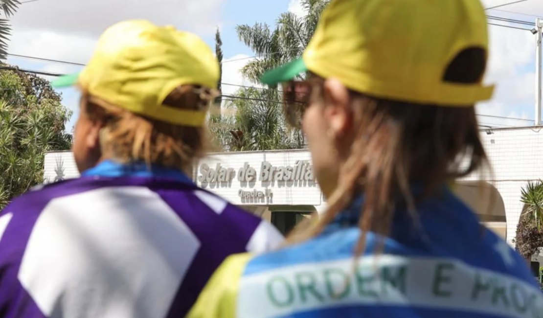 Bolsonaro: condomínio alerta para “consequências imediatas”