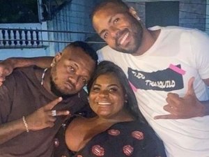 Jojo Todynho assume romance com jogador de futebol