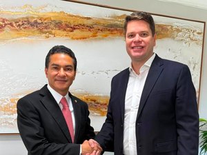 Republicanos oficializa candidatura de Davi Davino Filho ao Senado dia cinco