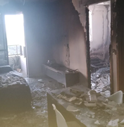 [Vídeo] Imagens mostram destruição em apartamento atingido por fogo na Ponta Verde