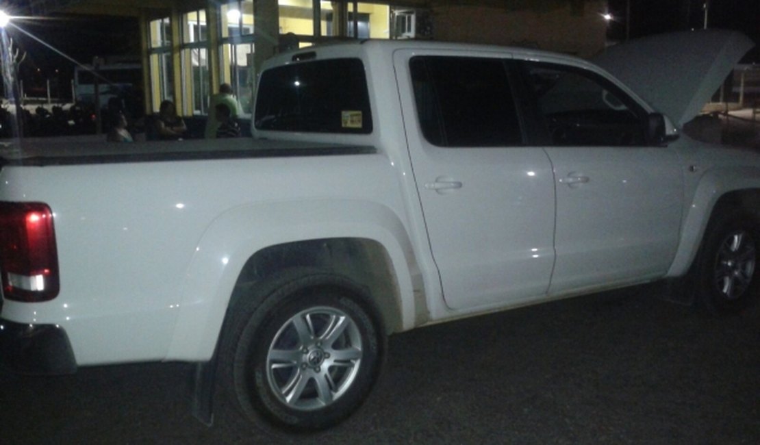 PRF prende quatro pessoas no Sertão de Alagoas