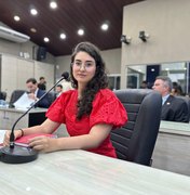 Teca Nelma cobra transparência sobre mudanças na gestão da Fejal e futuro do Cesmac em Maceió