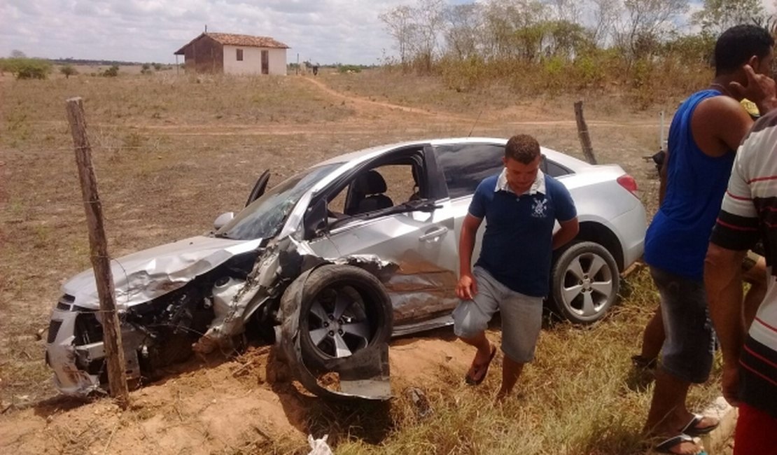 Grave acidente em Palmeira de Fora deixa uma pessoa ferida