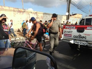 Ciclista que seguia para o trabalho é atropelado por motocicleta e morre na capital