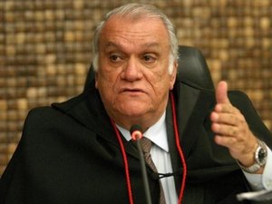 Presidente do TJ assume interinamente governo de Alagoas por uma semana