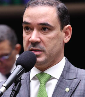 Vicentinho Júnior é eleito governador do Tocantins após vencer segundo turno