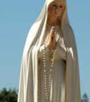 Sem procissão, Nossa Senhora de Fátima será homenageada na noite desta quarta-feira (13) em Penedo