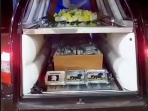 PR apreende 162kg de cocaína escondida em caixão de carro de funerária no MS