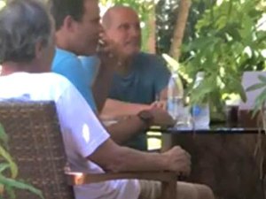 Enquanto Bolsonaro desmentia demissão, ministro da Casa Civil estava em praia de Alagoas