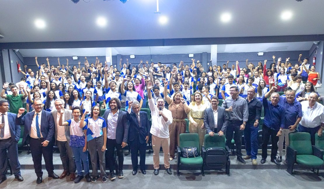 Projeto Eleitor do Futuro incentiva jovens arapiraquenses