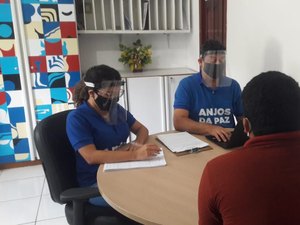 Rede Acolhe atende 35 dependentes químicos no primeiro dia após retomada dos serviços presenciais