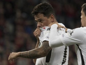 BRASILEIRÃO: Corinthians vence, deixa Santos e Palmeiras para trás e já comemora