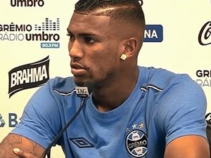 Luiz Gustavo alega questões pessoais e deixa Seleção Brasileira. Walace é convocado.