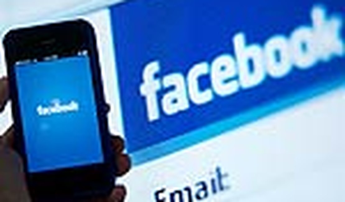 Brasileiro gasta 8 horas por mês no Facebook 