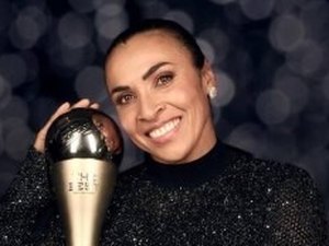 Marta vence primeiro Prêmio Marta de gol mais bonito do ano no The Best Fifa 2024