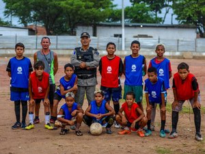 Militar aposta no esporte para mudar a vida de jovens da orla lagunar de Maceió