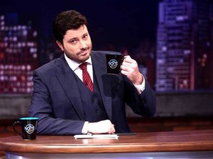 Danilo Gentili é processado por não pagar condomínio