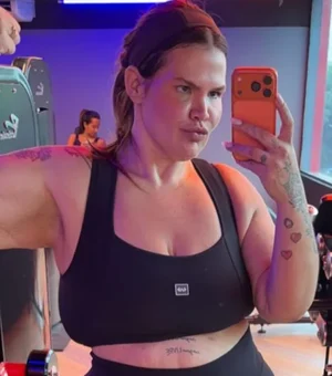Thais Carla “estranha” mudança no corpo após emagrecer 90 kg