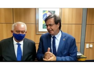 Ministro do Turismo anuncia que Bolsonaro visitará Maragogi