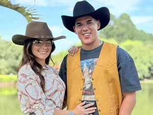 Ingra Soares anuncia fim de casamento com Zé Vaqueiro