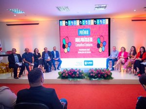 Teca Nelma participa de premiação que reconhece Conselhos Tutelares em Alagoas