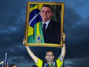 Leonardo Dias participa de carreata de apoio a Flávio Bolsonaro em São José da Laje