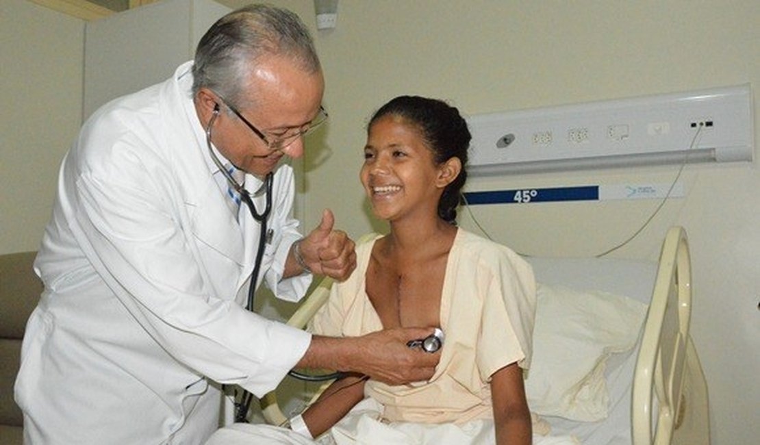 Depois de quatro anos, cirurgias cardiopediátricas são realizadas em AL