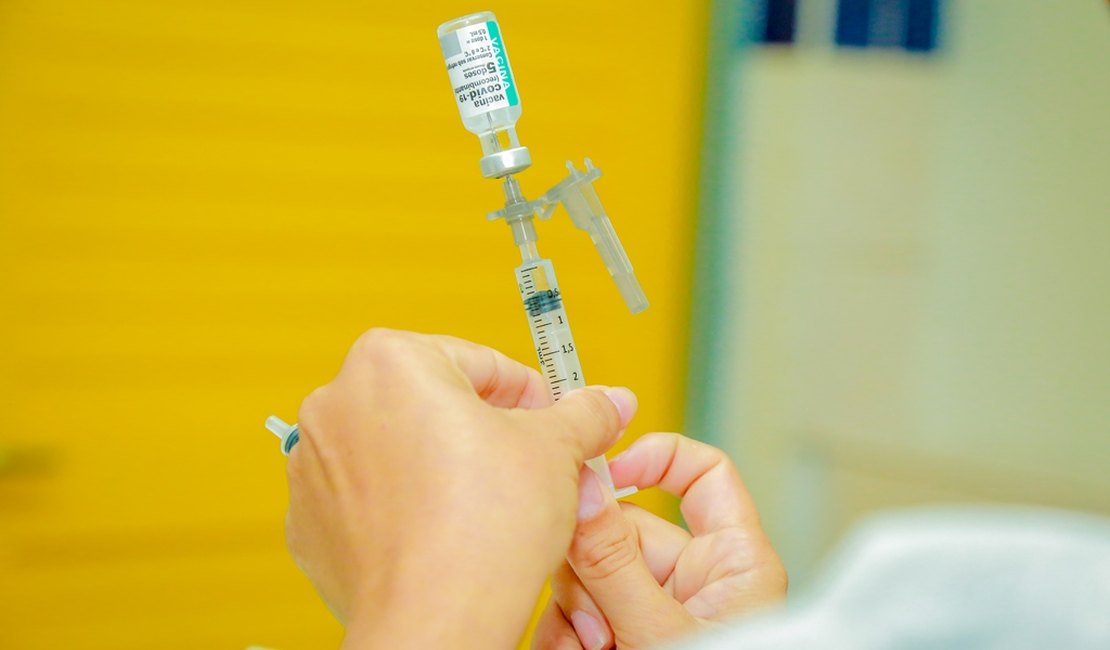 Vacinação da terceira dose contra Covid para população acima de 18 anos começa nesta quinta (25) em Palmeira