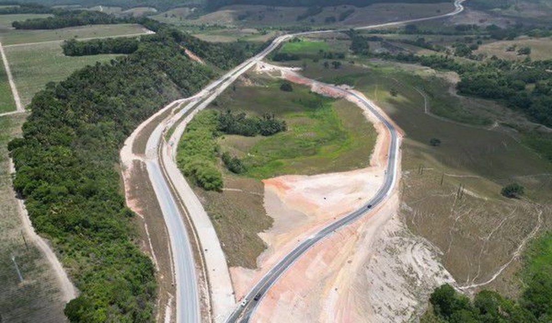 Obras de infraestrutura de transportes avançam e promove crescimento econômico de AL