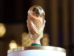 Copa do Mundo terá duas pausas obrigatórias para hidratação por jogo