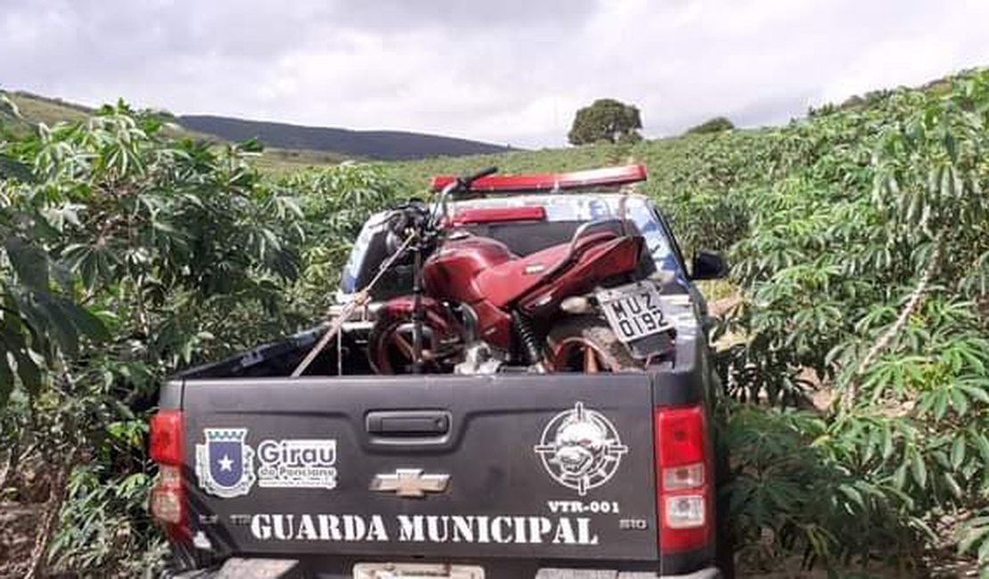 Guarda Municipal recupera moto escondida em plantação de macaxeira
