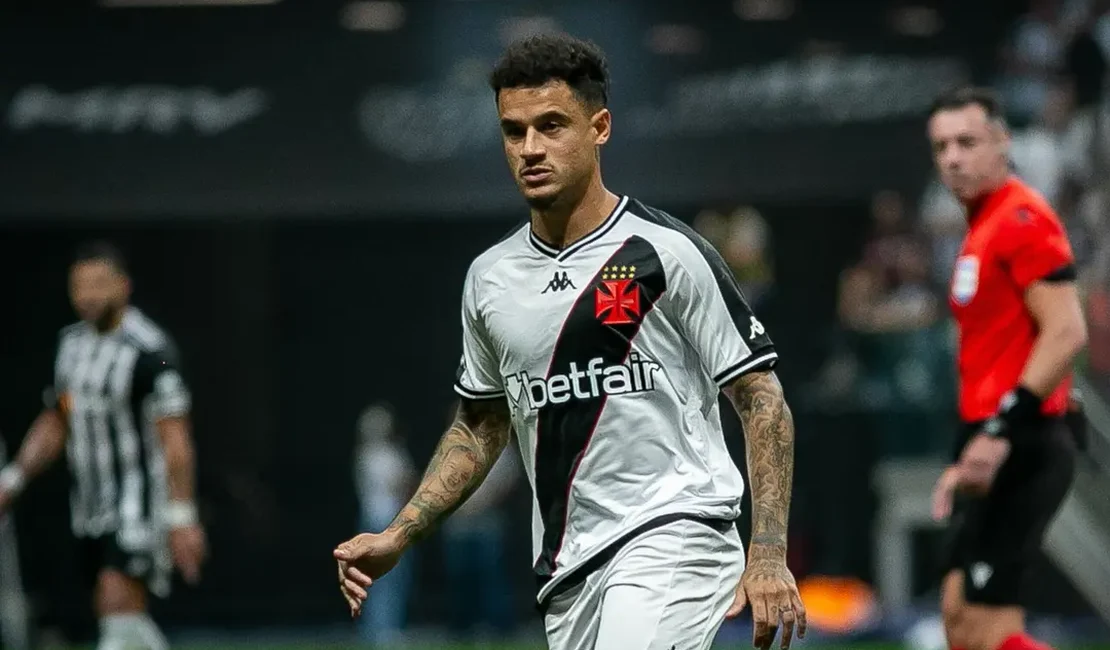 Coutinho reestreia de forma discreta pelo Vasco, mas deixa notável diferença de qualidade