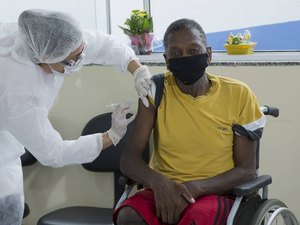 Entenda a importância de tomar a segunda dose da vacina contra a Covid-19