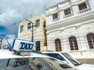 SMTT continua com mutirão de adesão ao Taxi.Rio.Maceió