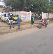 BPRv aborda inabilitados, motociclistas sem capacete e recolhe veículos em Arapiraca